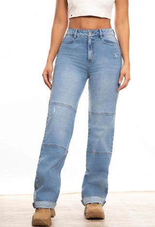 PANTALON BOTA RECTA CORTE BOLSILLO PRETINA DELGADA CON RUEDO